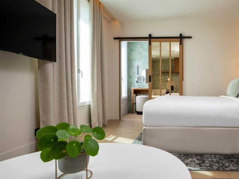 Hotel Des Champs-Elysees Paris Exterior photo