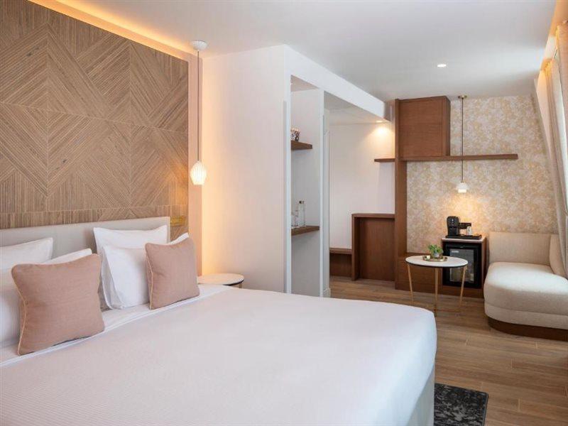 Hotel Des Champs-Elysees Paris Exterior photo