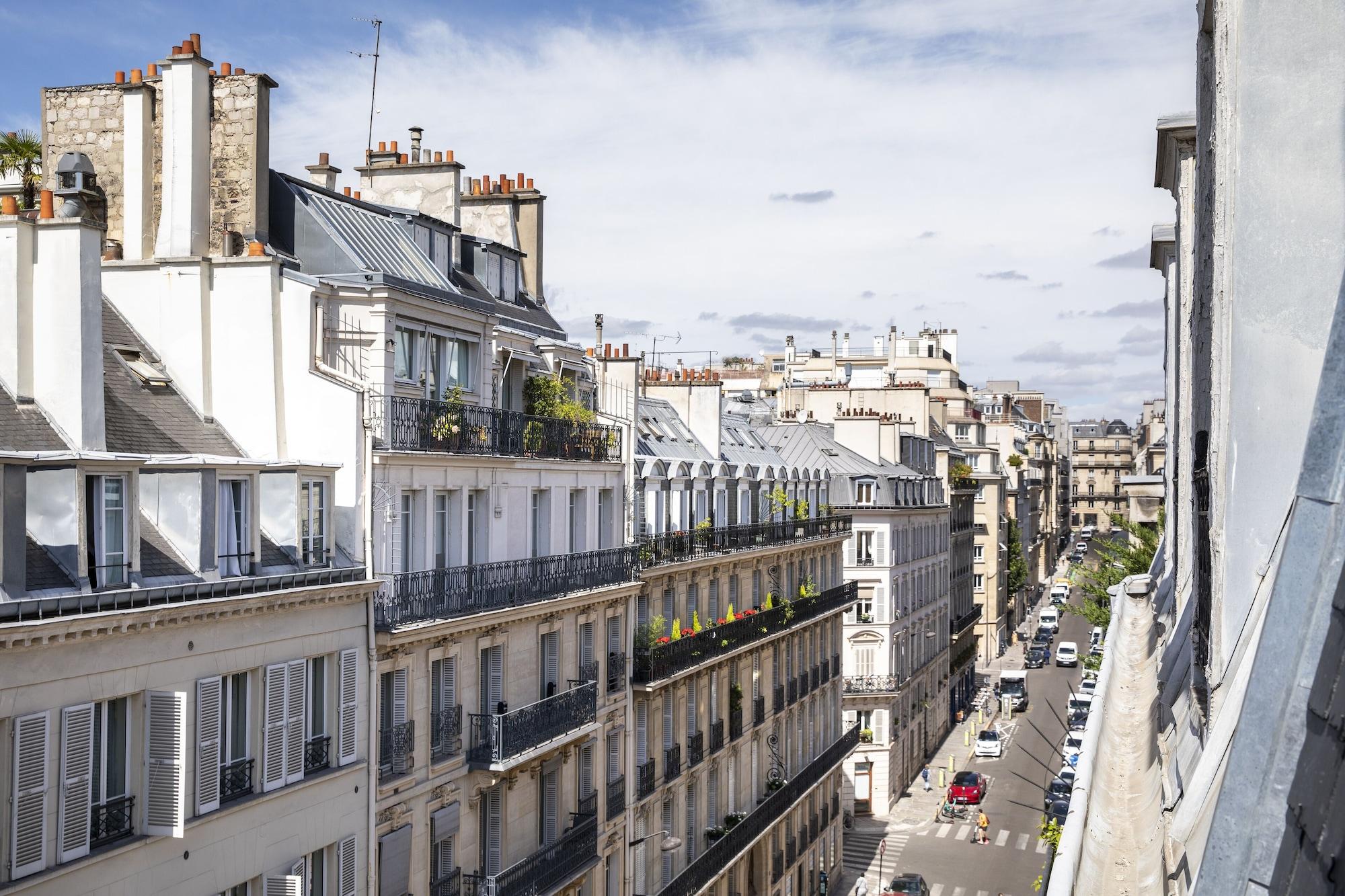 Hotel Des Champs-Elysees Paris Exterior photo